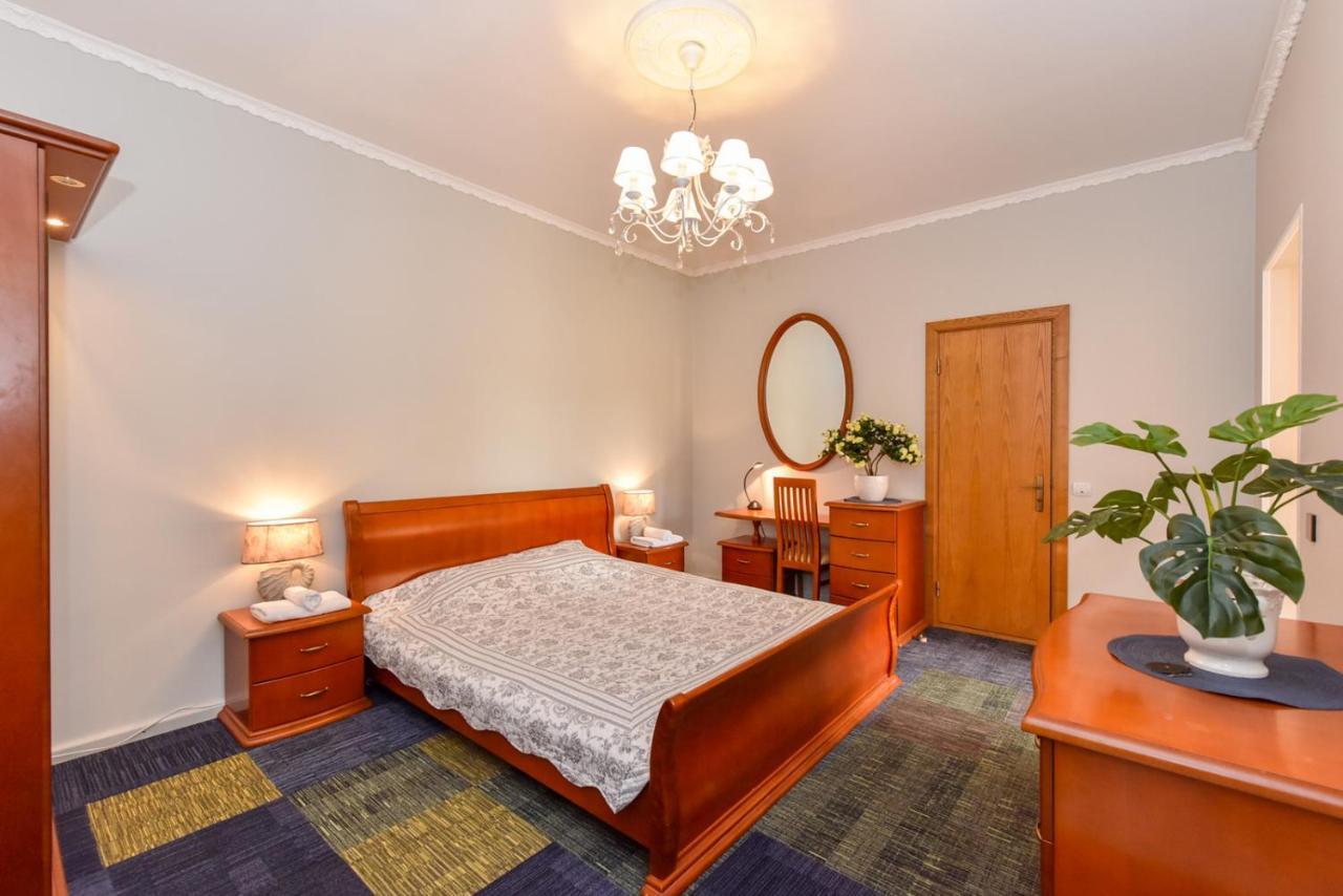 Hotel Jugend With Self Check-In Liepaja Bagian luar foto