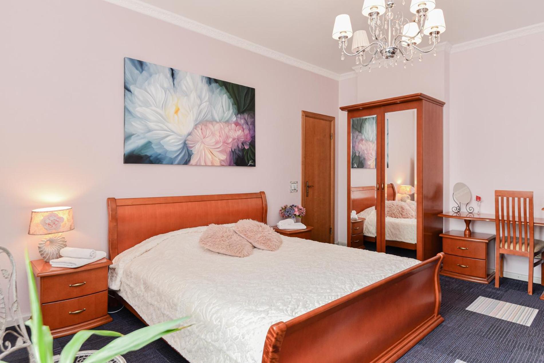 Hotel Jugend With Self Check-In Liepaja Bagian luar foto