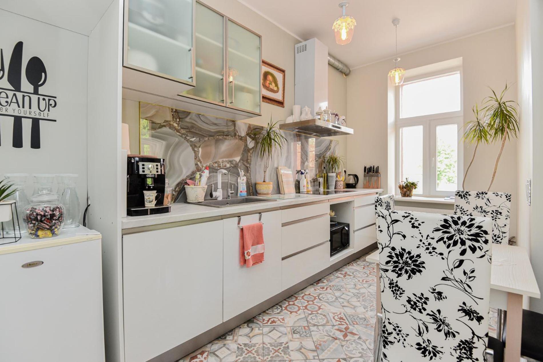 Hotel Jugend With Self Check-In Liepaja Bagian luar foto