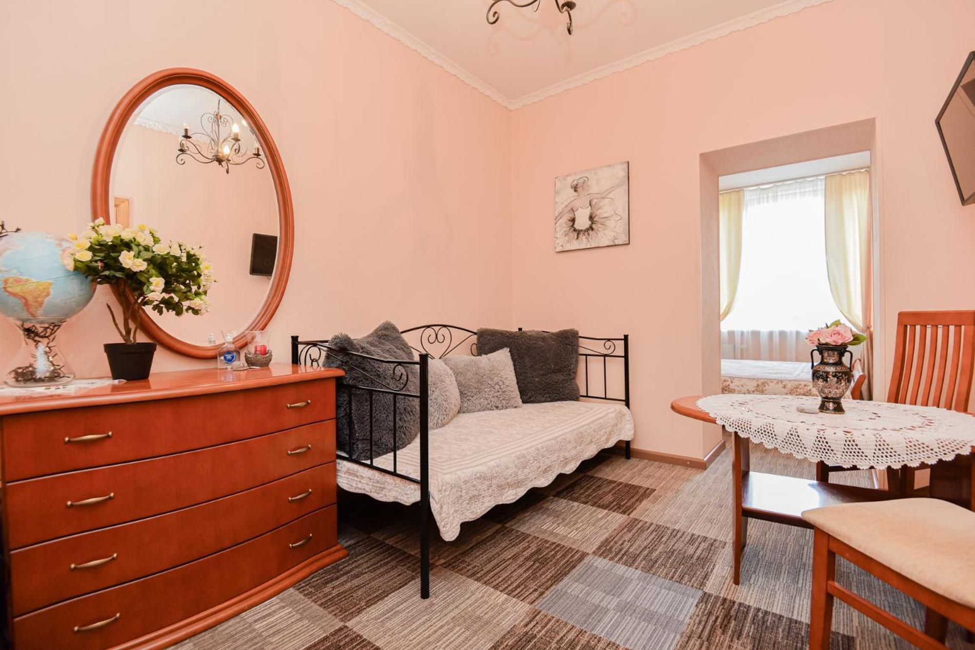Hotel Jugend With Self Check-In Liepaja Bagian luar foto