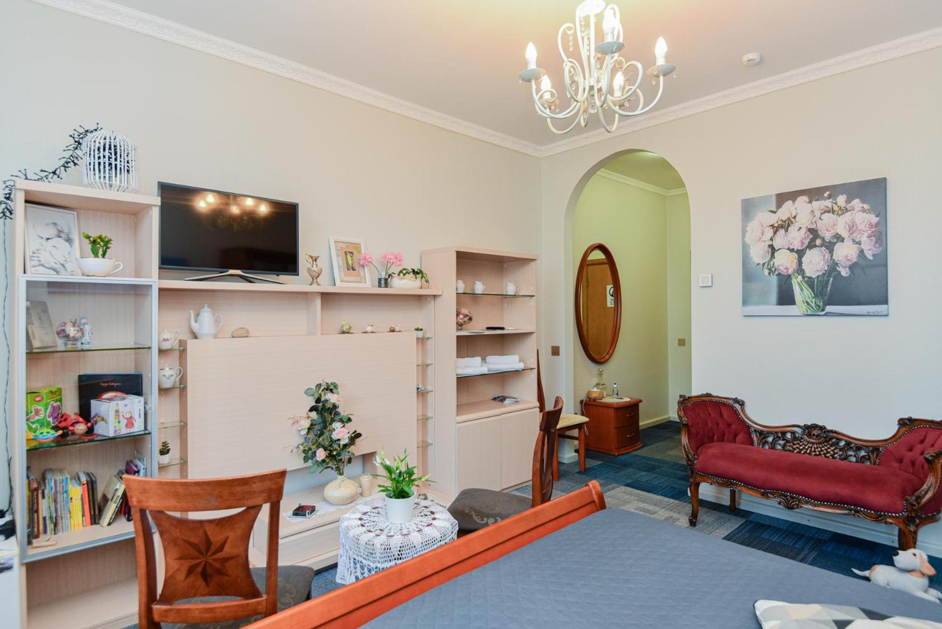 Hotel Jugend With Self Check-In Liepaja Bagian luar foto